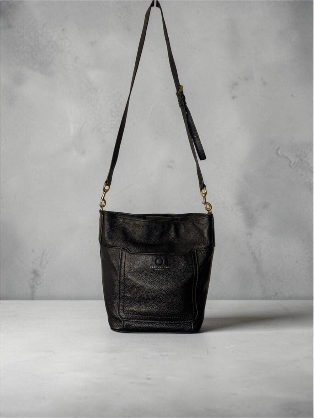 Marc Jacobs Gotham Black Pebbled Leather Bucket Bag - Picture 1 of 13